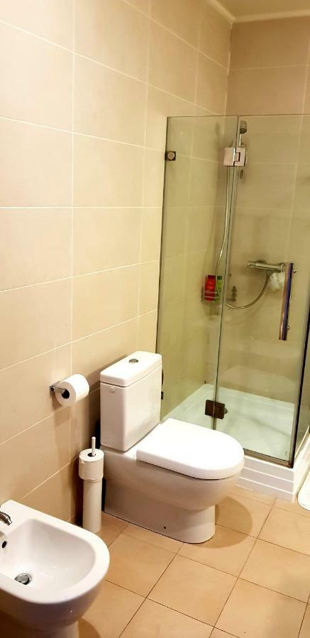 Exceptional Uzupis Bridge 3 Bedroom Apartment 维尔纽斯 外观 照片